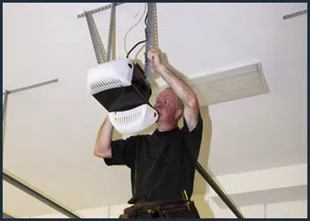 Garage Doors Store Repairs Richboro, PA 215-703-5391 - cont-gdr-door-opener-08m